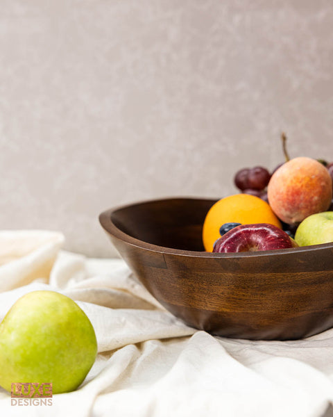 Artisan-Crafted Mango Wood Curved Fruit Bowl