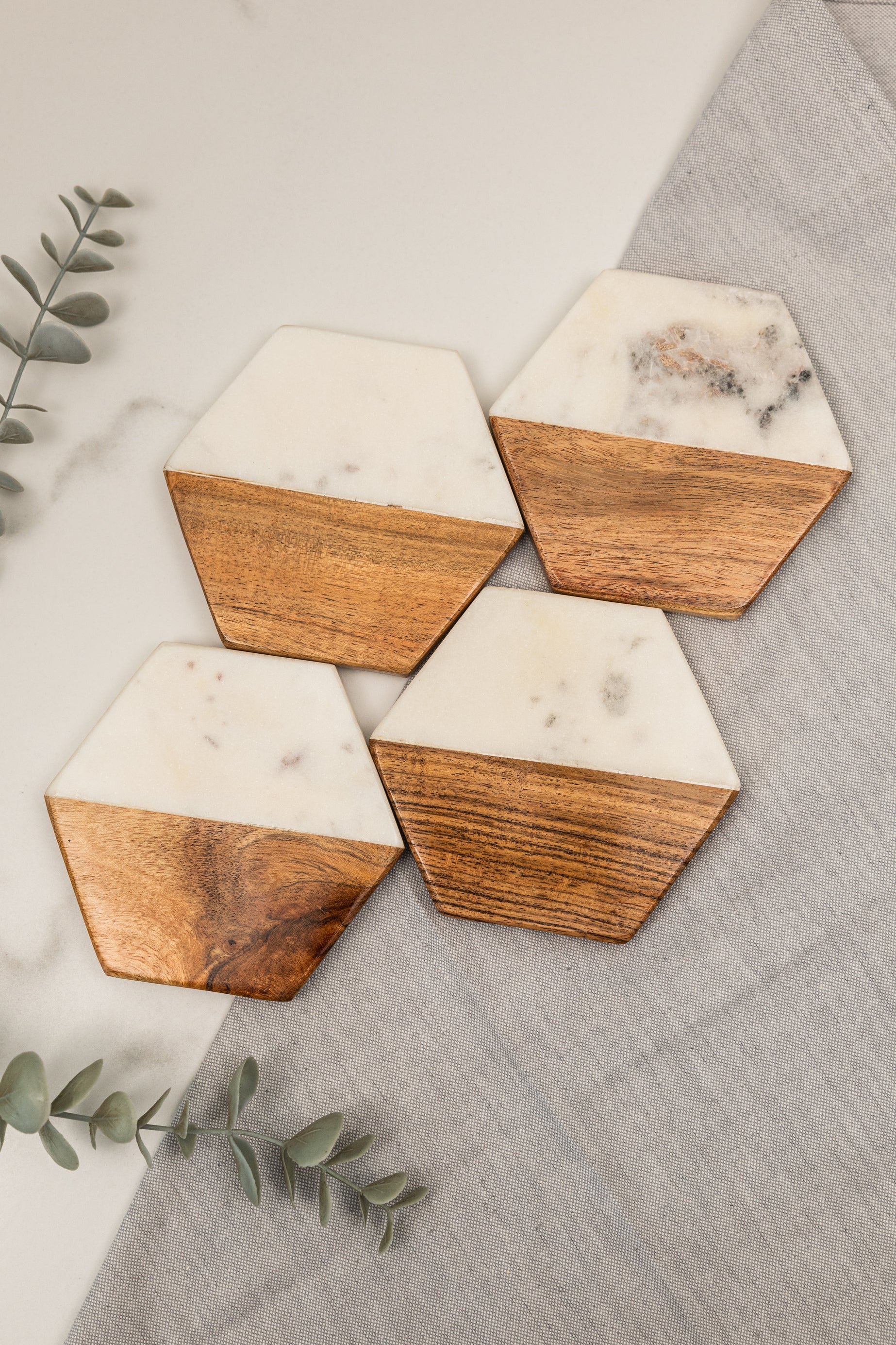 Artisan Marble and Wood Coaster Set of 4 ( IND-WhtHexCst, IND-MarbleCoasterSQ, IND-BlkHexCst, IND-BlkSqrCst )