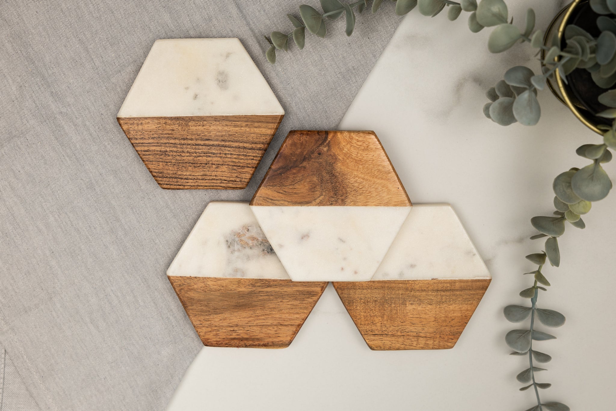 Artisan Marble and Wood Coaster Set of 4 ( IND-WhtHexCst, IND-MarbleCoasterSQ, IND-BlkHexCst, IND-BlkSqrCst )