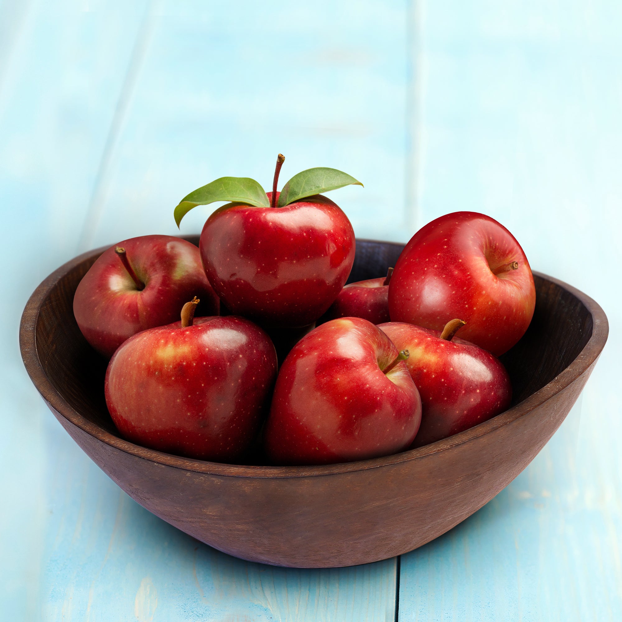 Artisan-Crafted Mango Wood Wavy Fruit Bowl: Exquisite Handmade Design from India